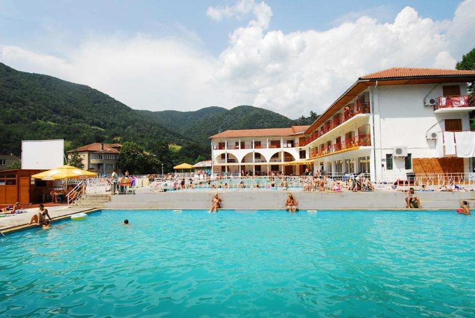 Sara'S Sons Hotel Băile Herculane Buitenkant foto