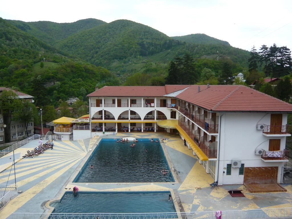 Sara'S Sons Hotel Băile Herculane Buitenkant foto